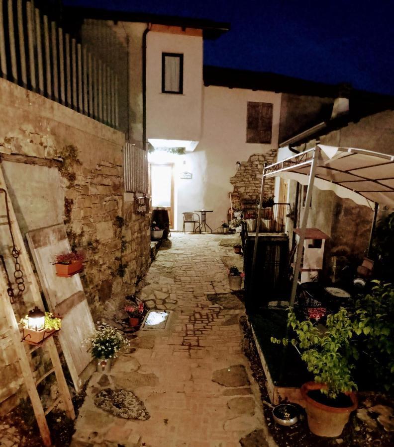 Al Corniolo Bed & Breakfast Zerba Bagian luar foto