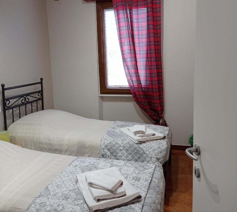 Al Corniolo Bed & Breakfast Zerba Bagian luar foto